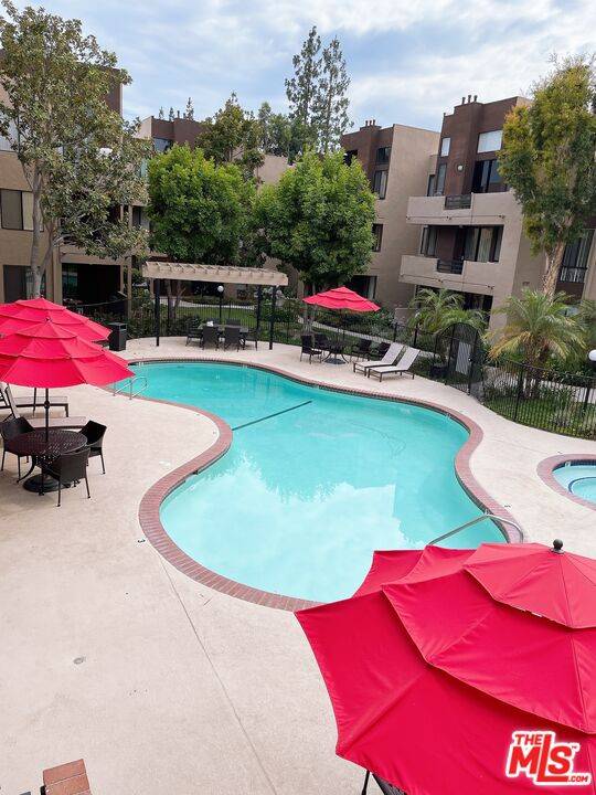 Canoga Park, CA 91304,7826 Topanga Canyon Blvd #29