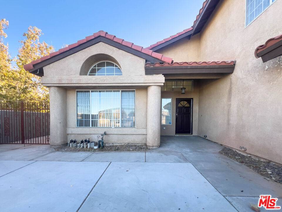 Palmdale, CA 93552,6142 Meredith Ave