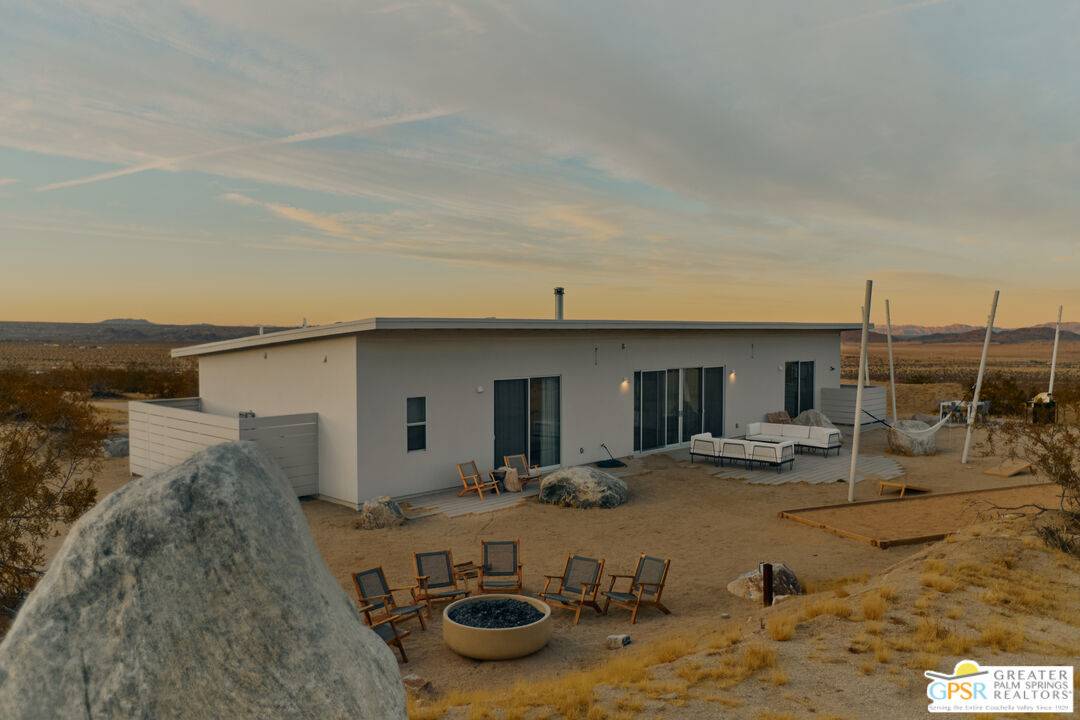 Joshua Tree, CA 92252,7245 Sunview Ave