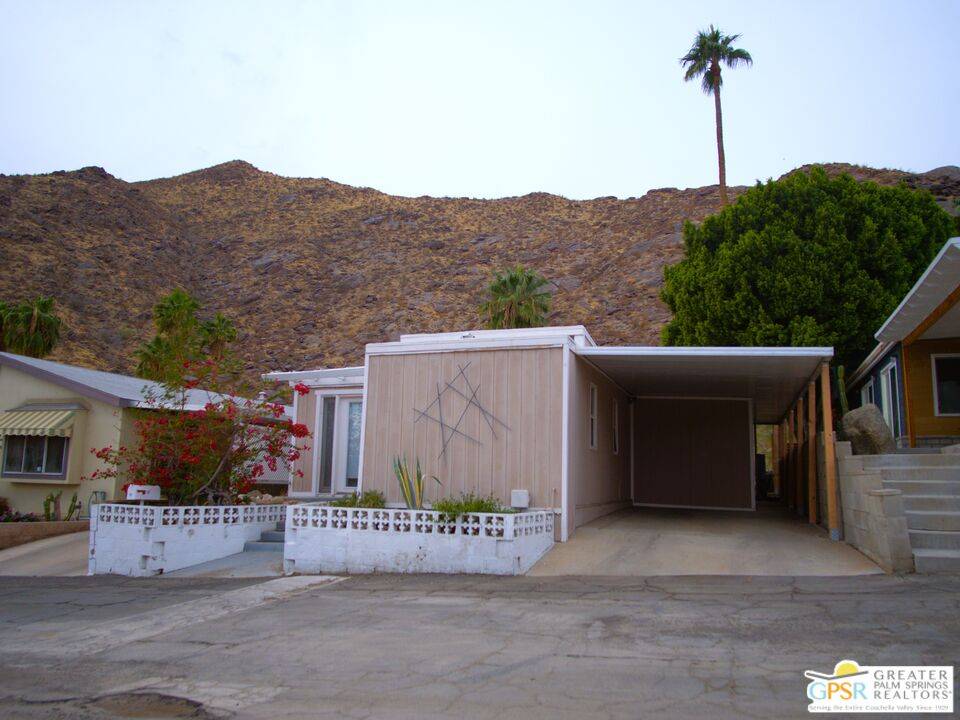 Palm Springs, CA 92264,711 Scenic Dr