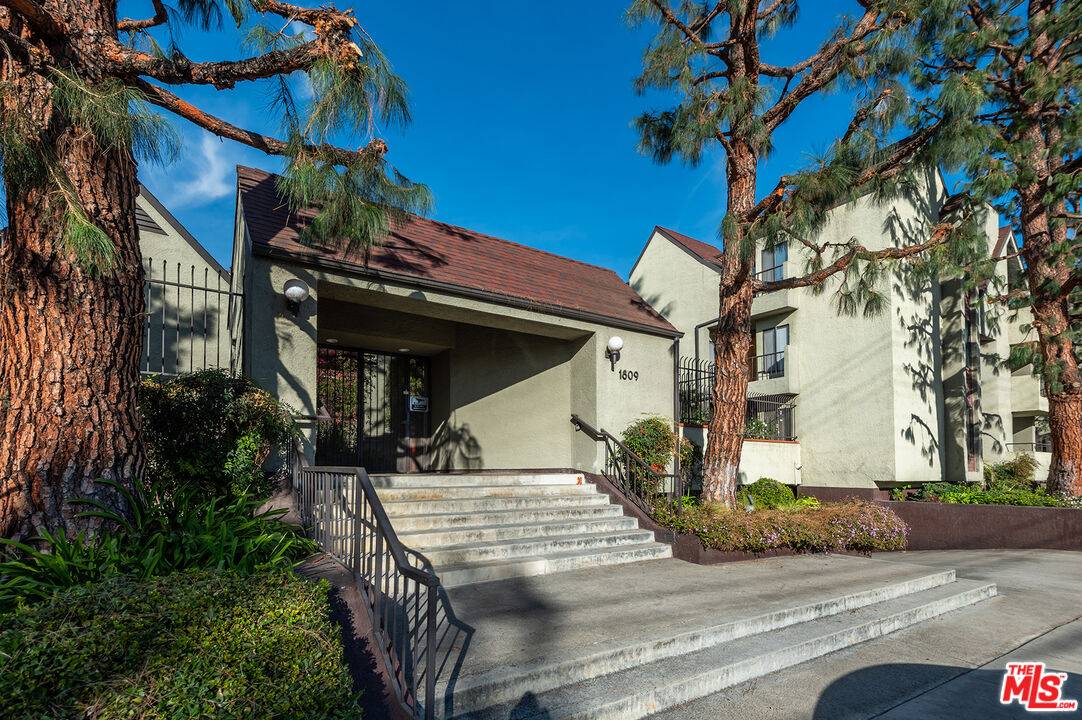 Burbank, CA 91504,1809 Peyton Ave #113