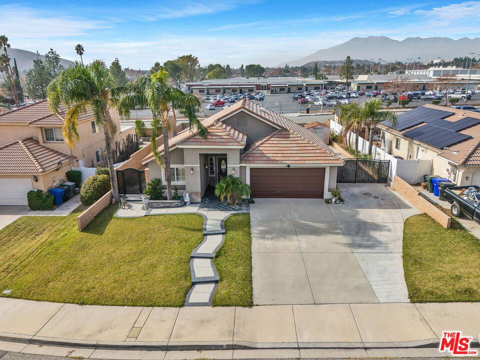 San Bernardino, CA 92407,5230 Lantern Crest Dr