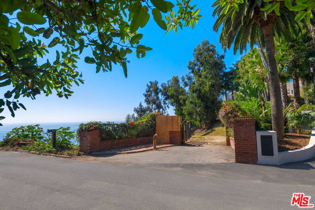 Malibu, CA 90265,21488 Calle Del Barco