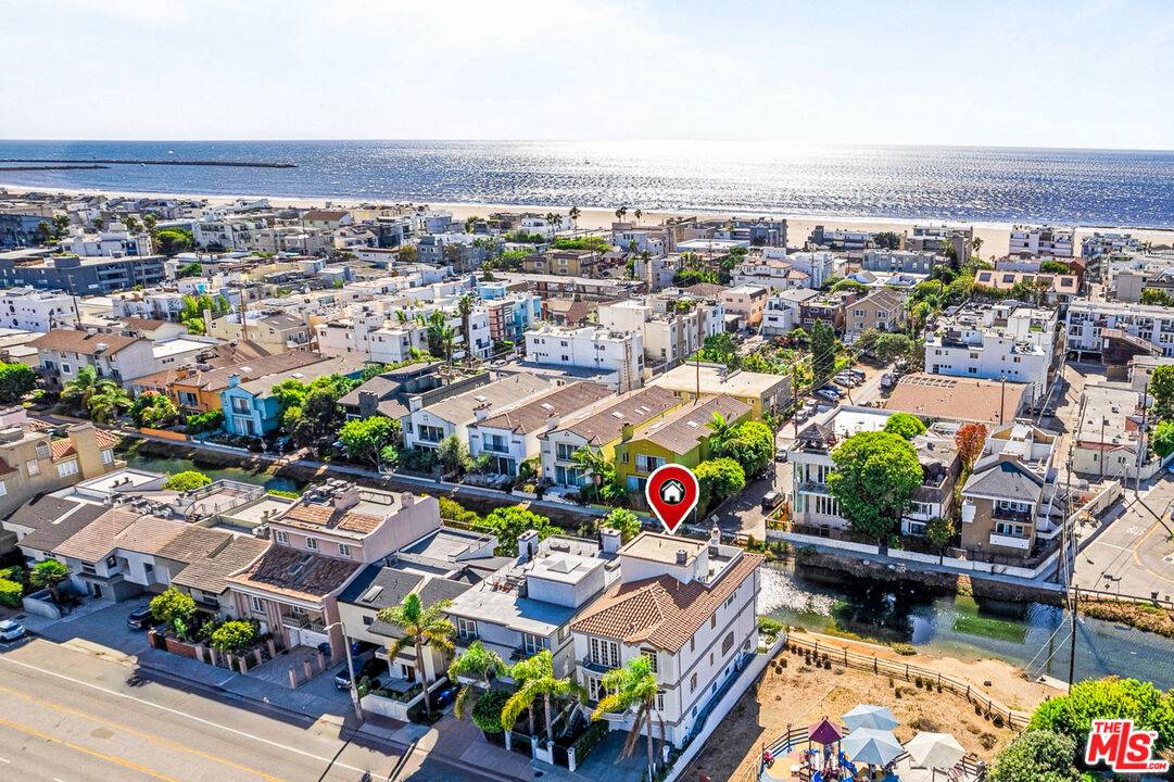 Marina Del Rey, CA 90292,3511 Via Dolce