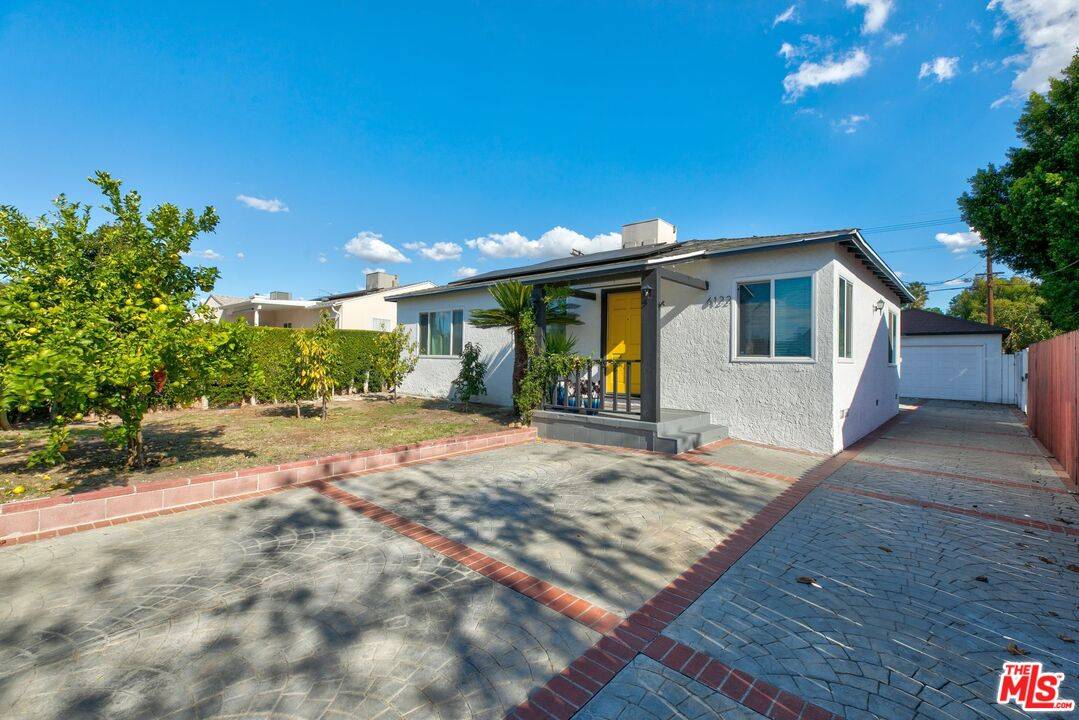 North Hollywood, CA 91606,6122 Satsuma Ave