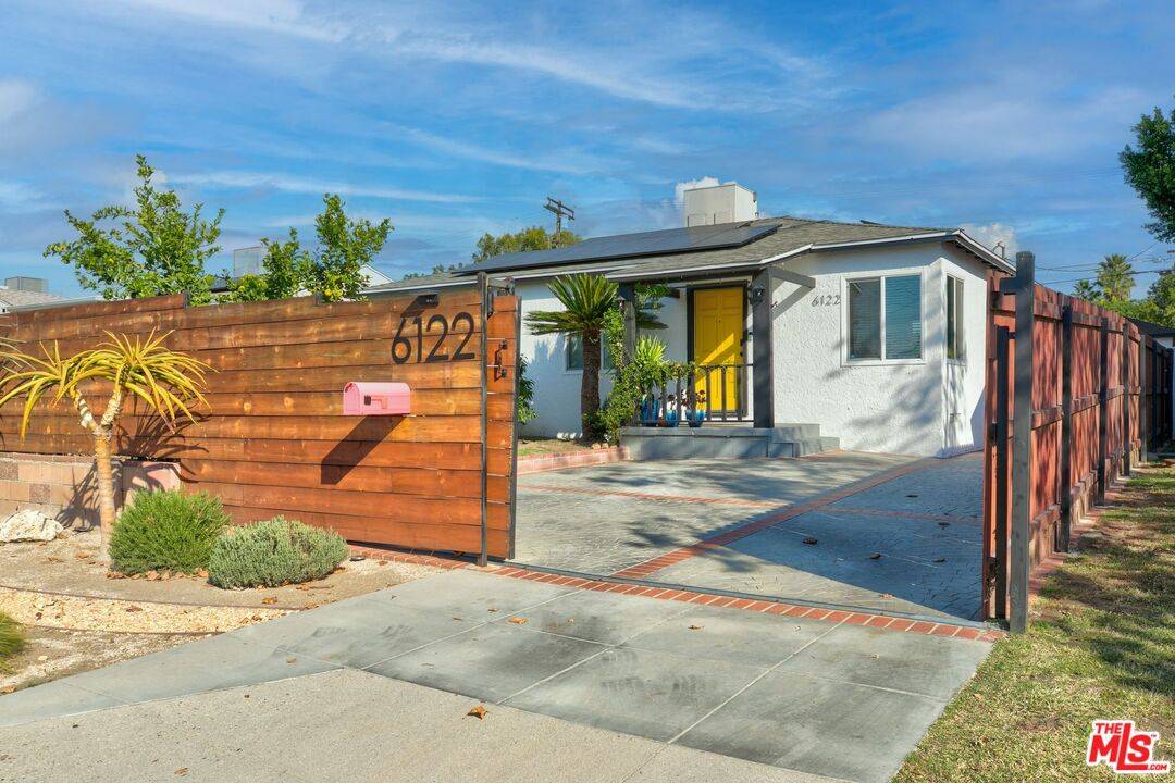 North Hollywood, CA 91606,6122 Satsuma Ave