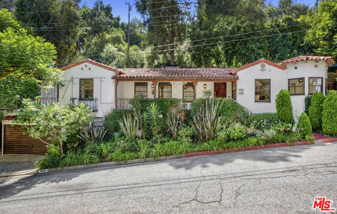 Los Angeles, CA 90068,5946 Tuxedo Ter