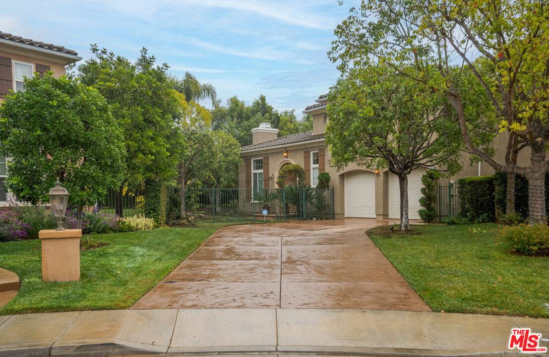 Simi Valley, CA 93065,186 Laurel Ridge Dr