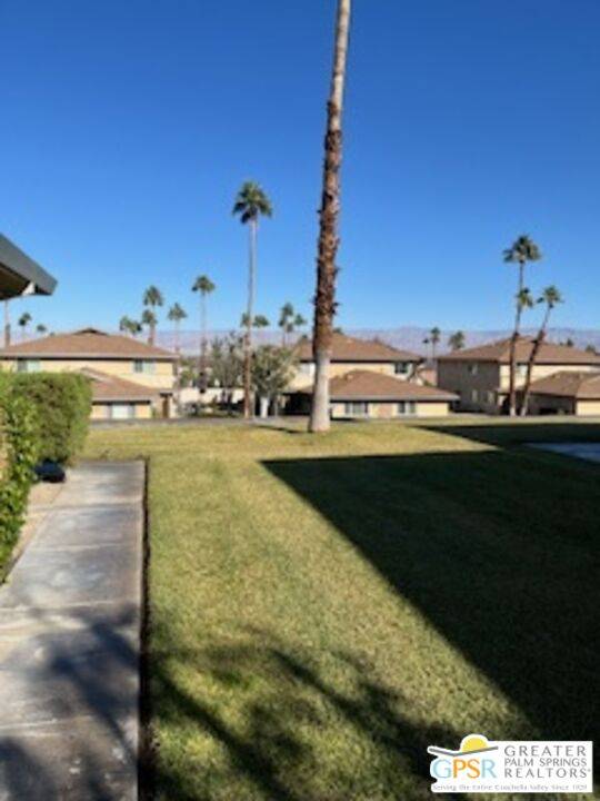 Palm Desert, CA 92260,72733 Willow St #3