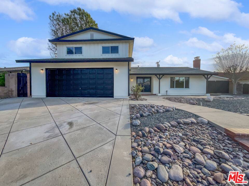 Simi Valley, CA 93063,6558 Menlo St