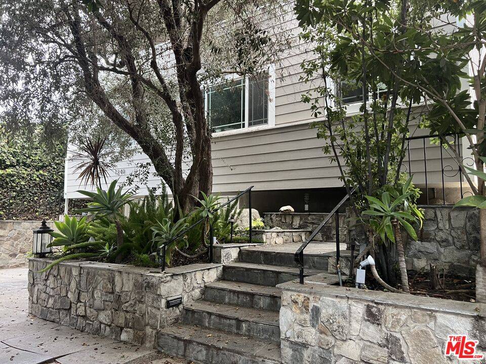 Santa Monica, CA 90404,1240 Franklin St #3