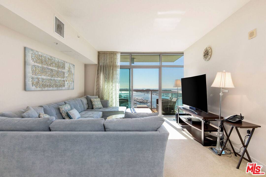 Marina Del Rey, CA 90292,13700 Marina Pointe Dr #1703