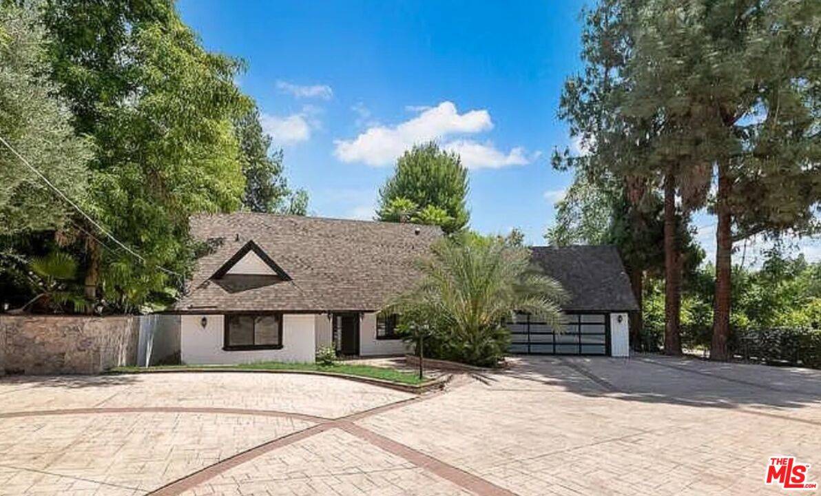 Woodland Hills, CA 91367,5836 Winnetka Ave