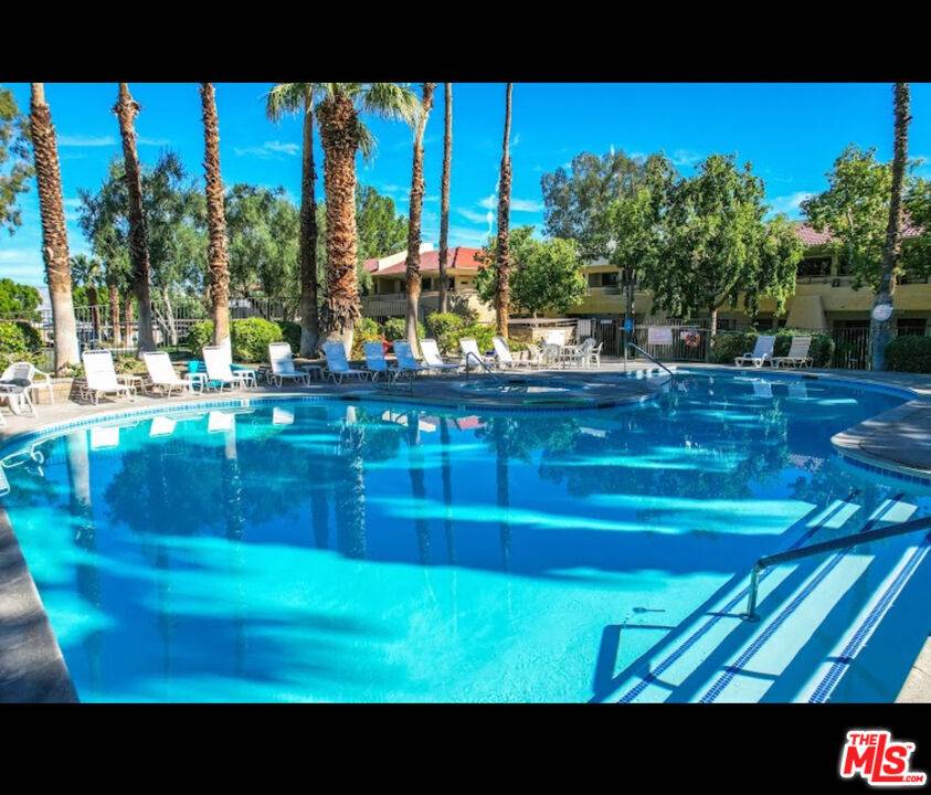 Palm Springs, CA 92262,2810 N Arcadia Ct #113