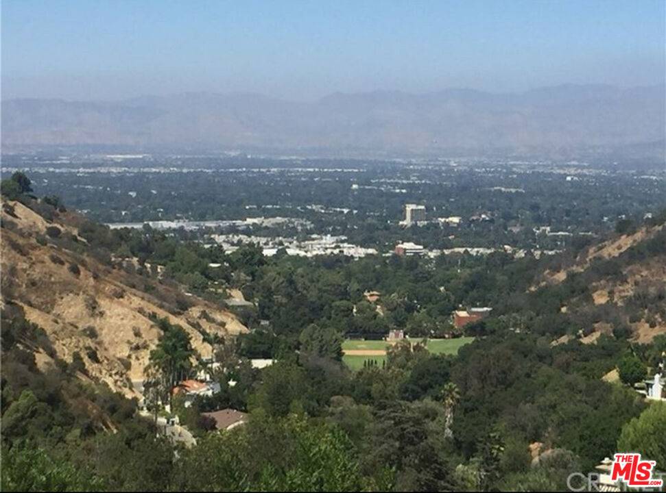 Sherman Oaks, CA 91423,3420 Beverly Glen Blvd