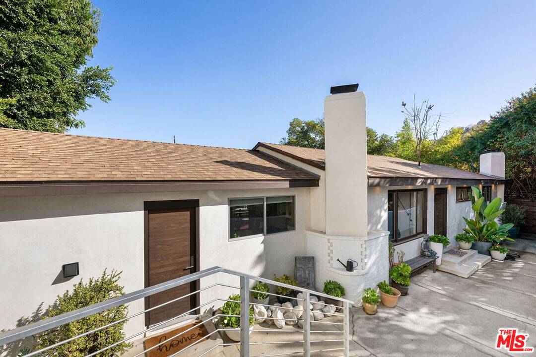 Studio City, CA 91604,11503 Laurelcrest Dr