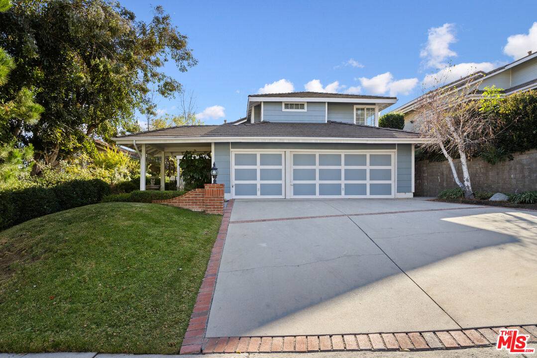 West Hills, CA 91307,23232 W Vail Dr