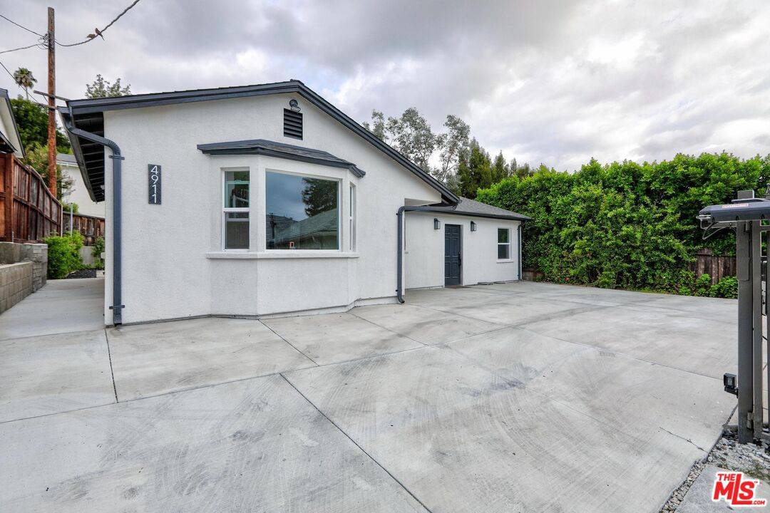 Los Angeles, CA 90042,4911 Aldama St