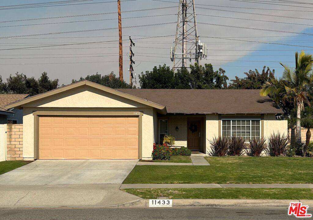 Cerritos, CA 90703,11433 Yearling Cir