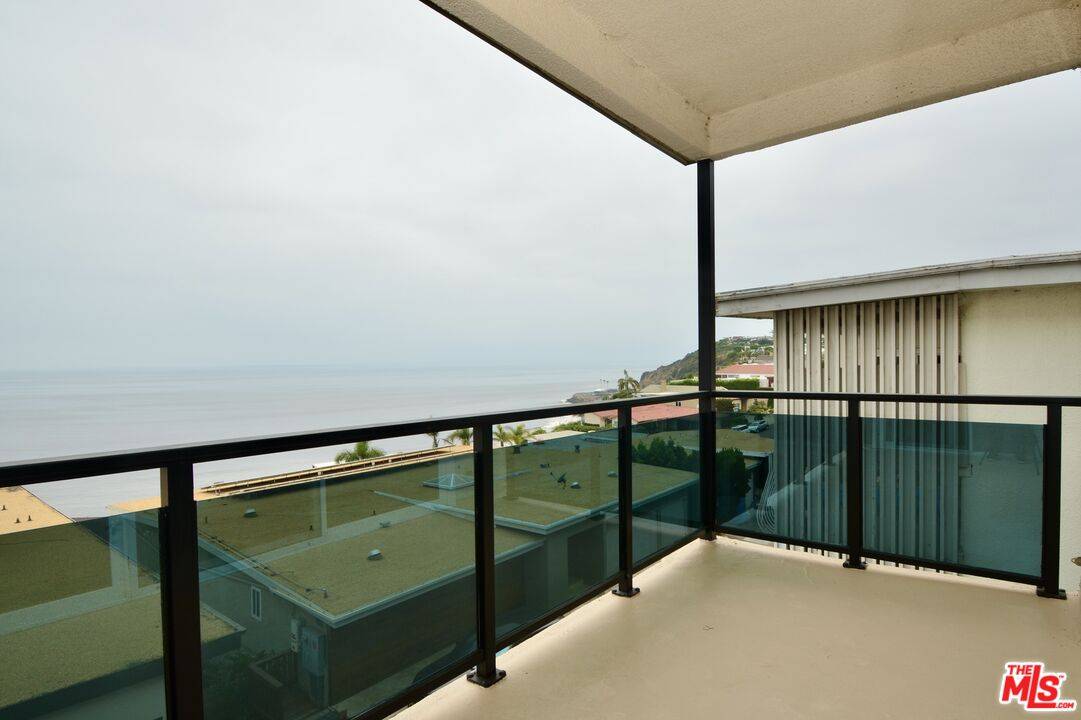 Malibu, CA 90265,18069 Coastline Dr #9