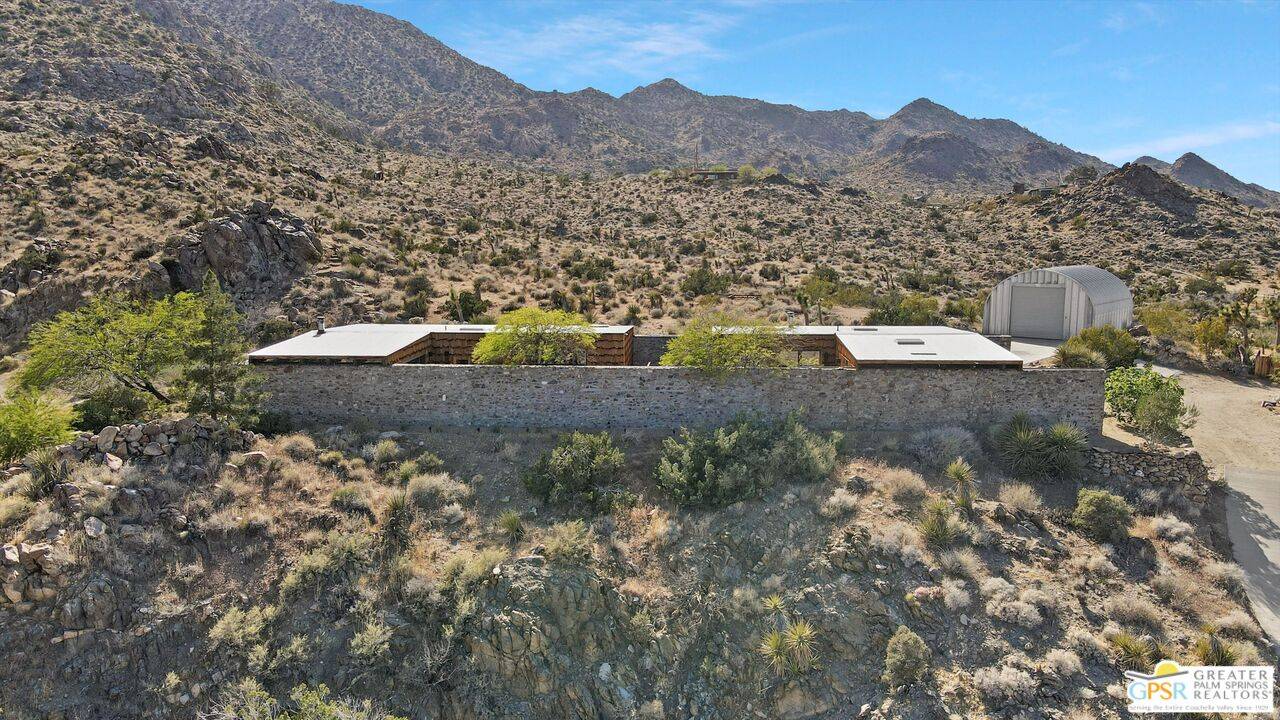 Joshua Tree, CA 92252,8828 Quail Haven Ln