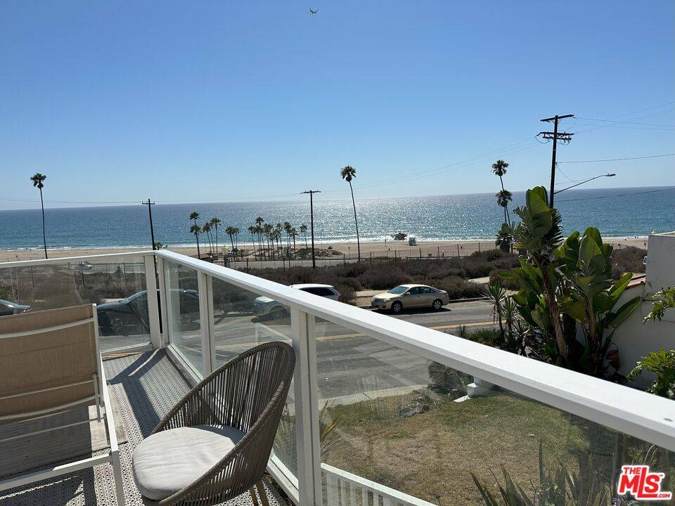 Playa Del Rey, CA 90293,135 Napoleon St