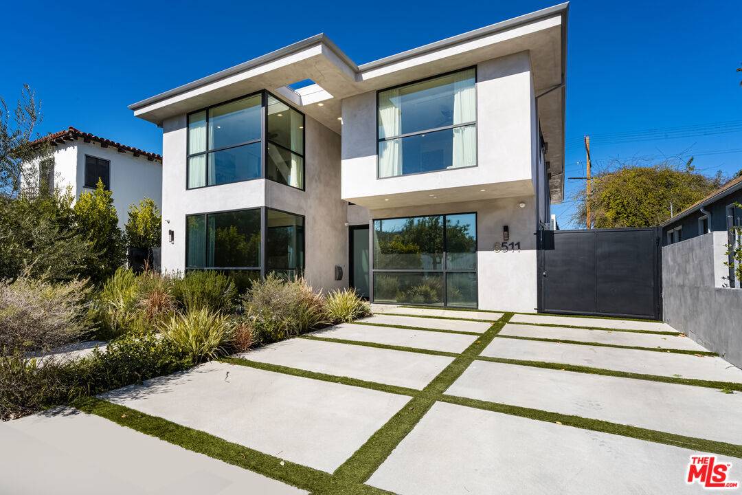 Los Angeles, CA 90048,6511 Maryland Dr