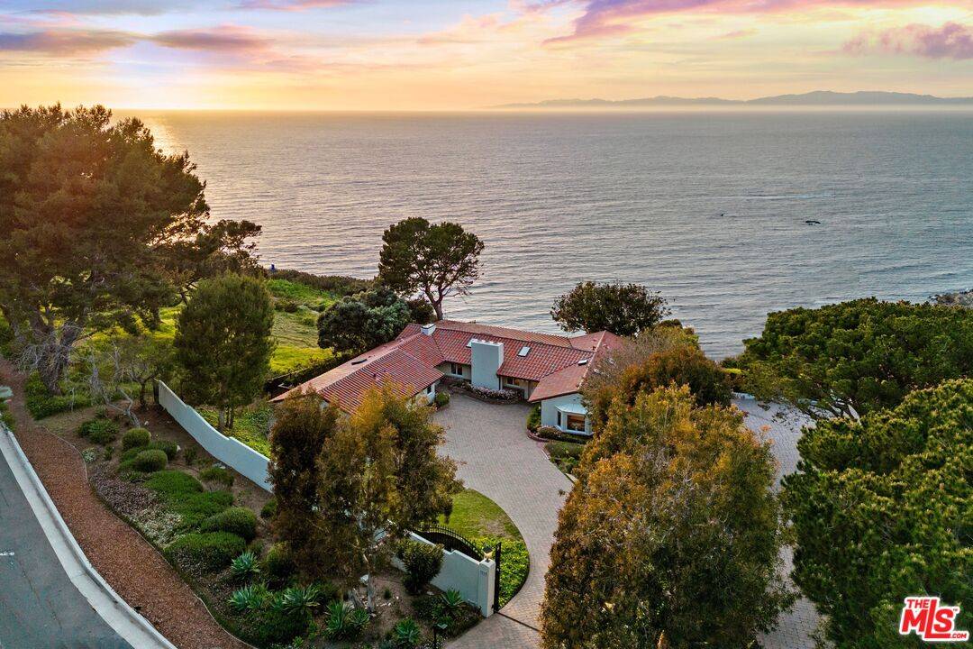 Palos Verdes Estates, CA 90274,1115 Palos Verdes Dr