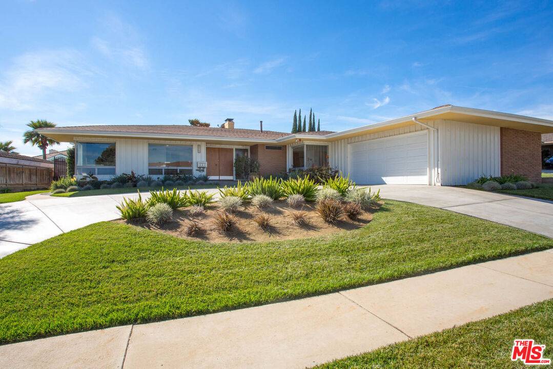 View Park, CA 90043,4915 PARKGLEN AVE