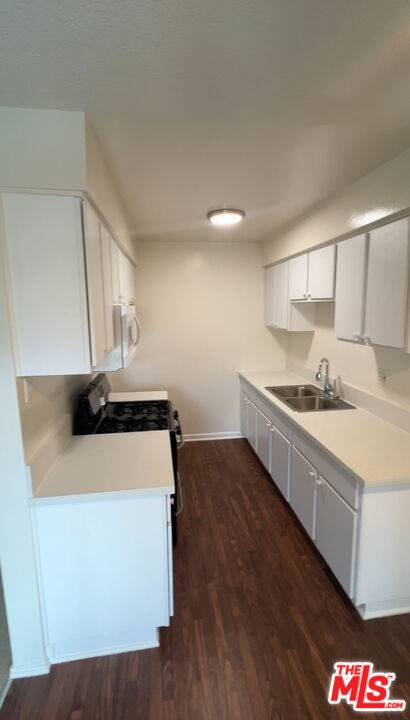 Pasadena, CA 91101,780 Earlham St #4