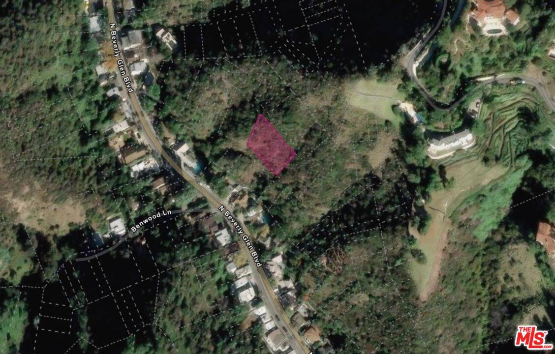 Bel Air, CA 90077,1034 Hollybush Ln