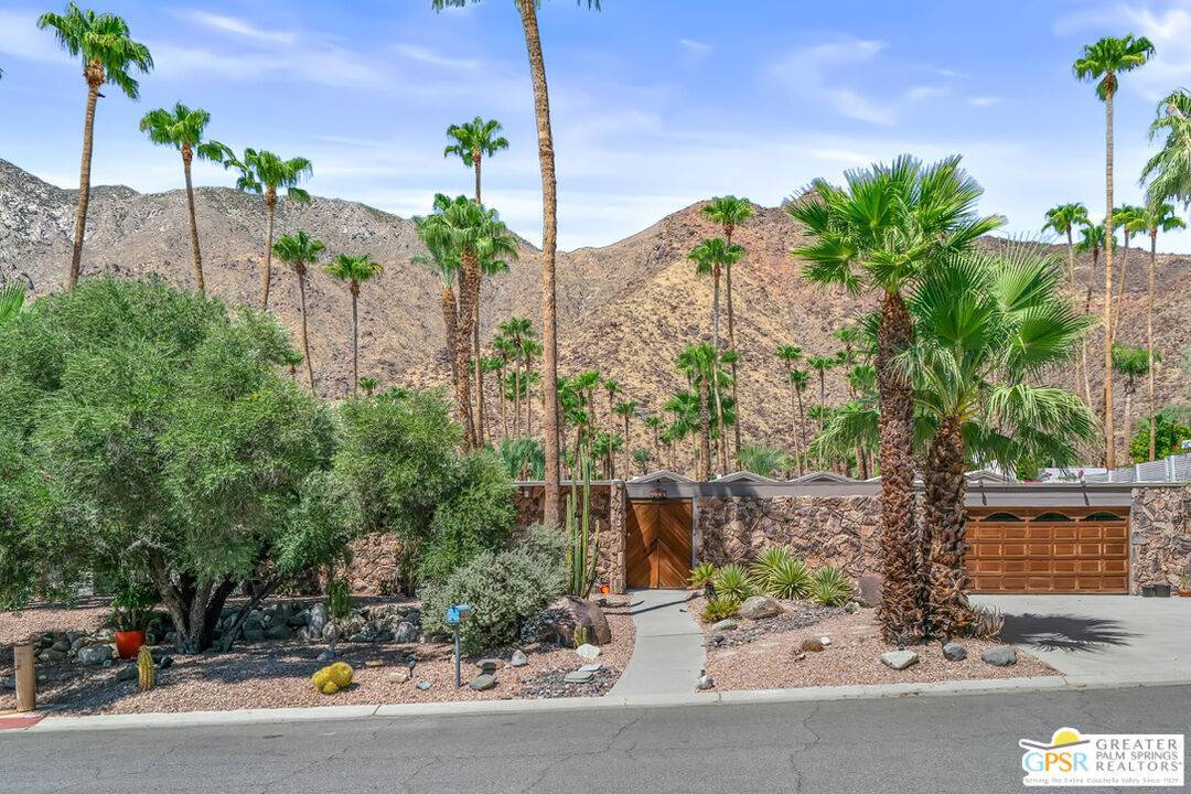 Palm Springs, CA 92262,1000 W Via Vadera