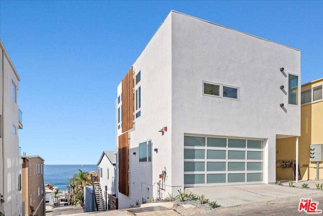 Manhattan Beach, CA 90266,4113 Crest Dr