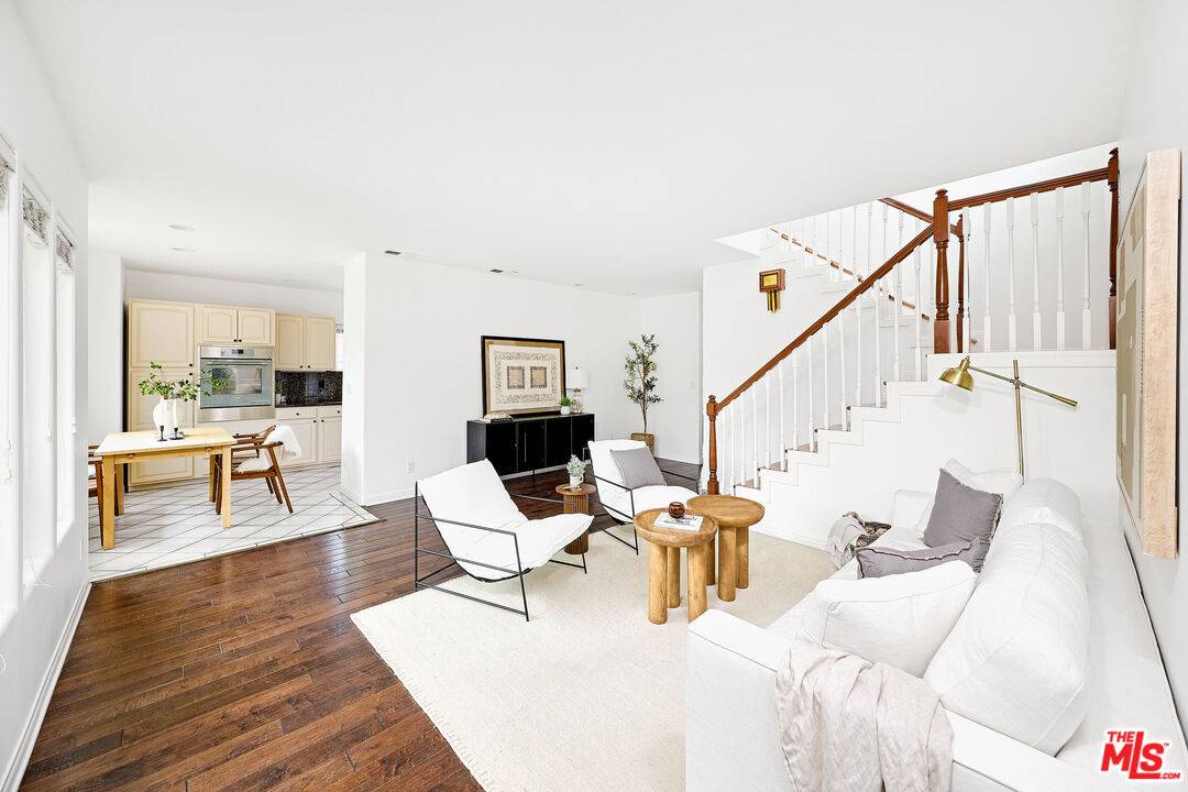 Marina Del Rey, CA 90292,917 Howard St