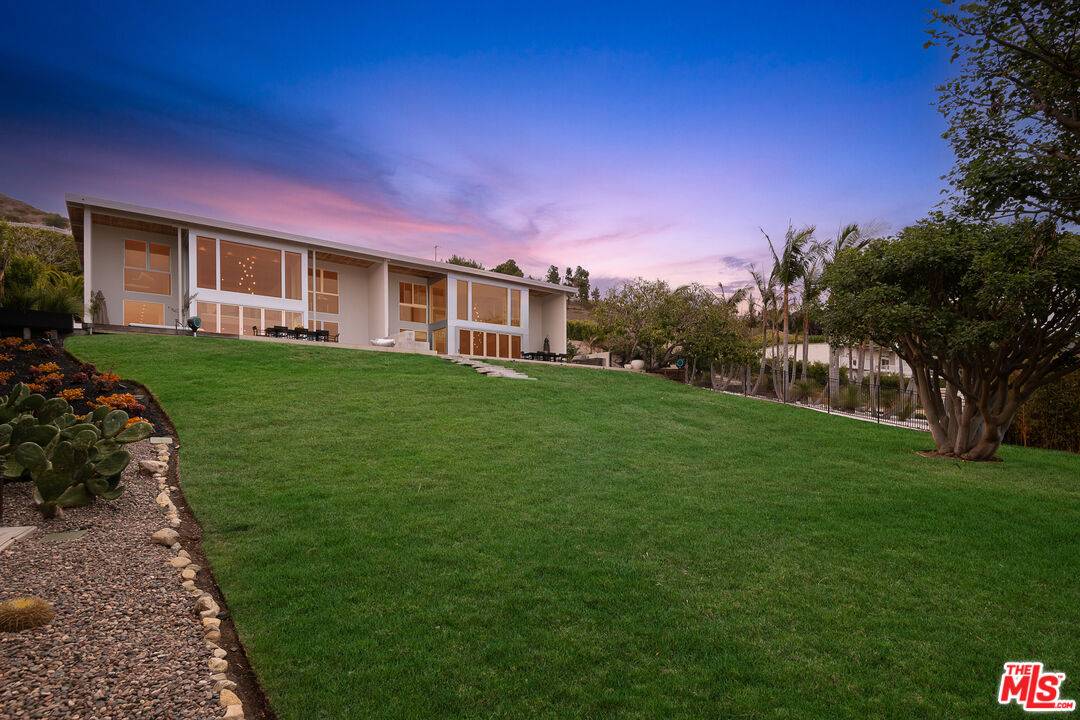 Malibu, CA 90265,31201 Bailard Rd