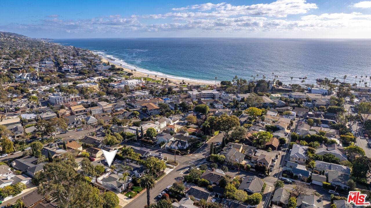 Laguna Beach, CA 92651,417 Poplar St