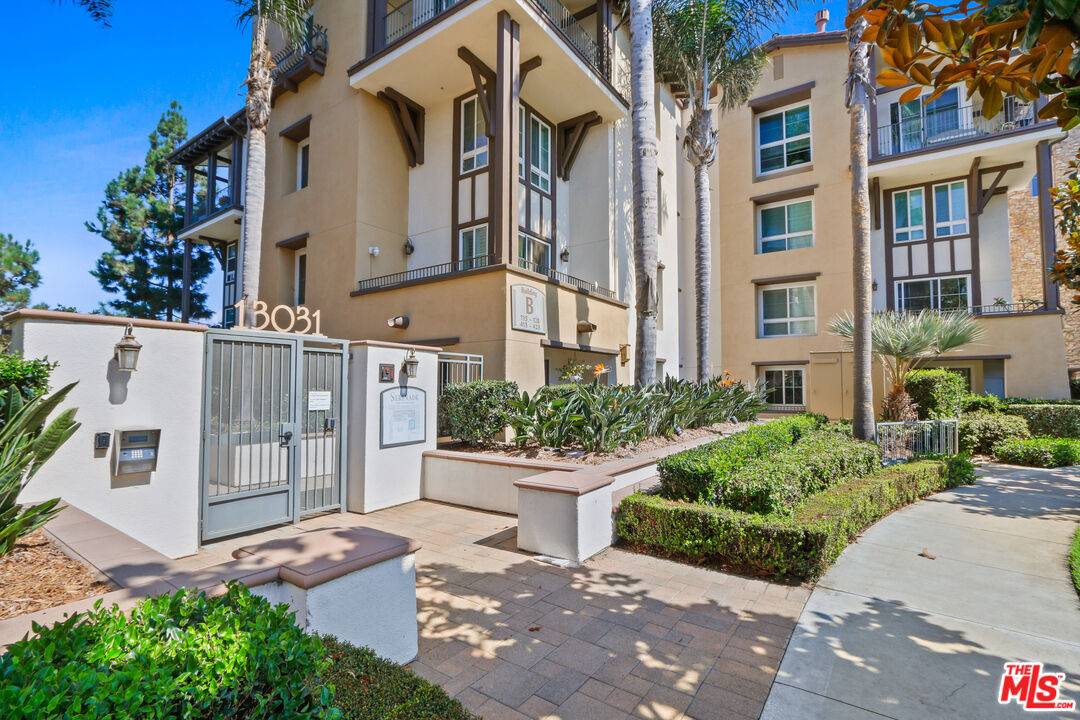 Playa Vista, CA 90094,13031 Villosa Pl #117