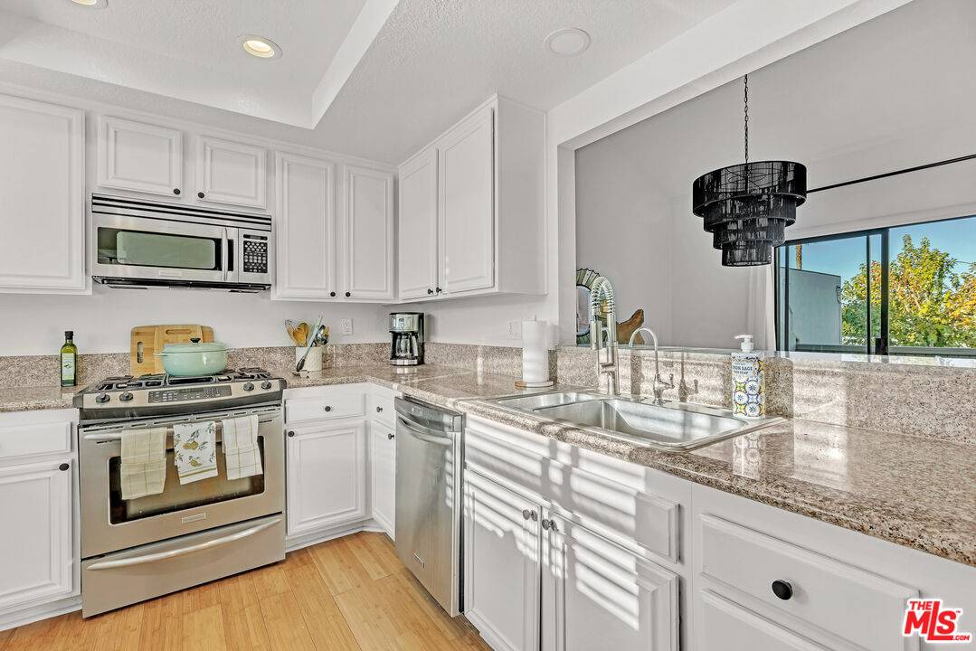 Costa Mesa, CA 92627,2336 Elden Ave #D