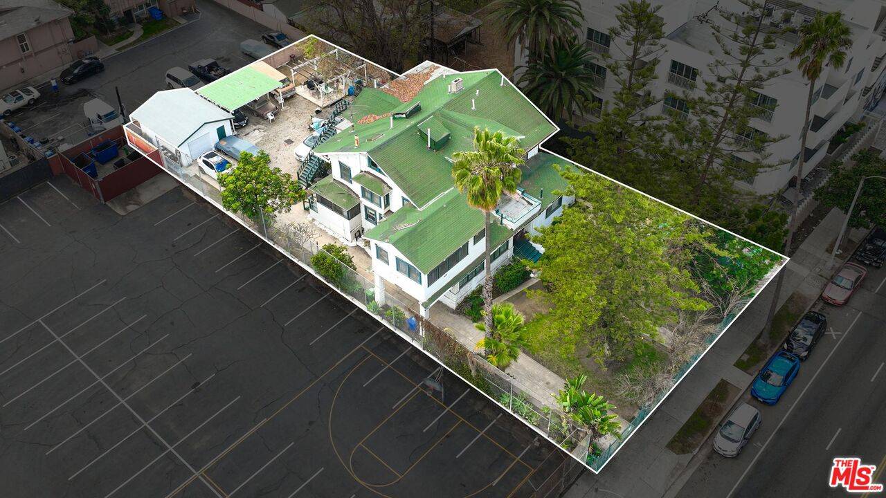 Los Angeles, CA 90007,1470 W Adams Blvd