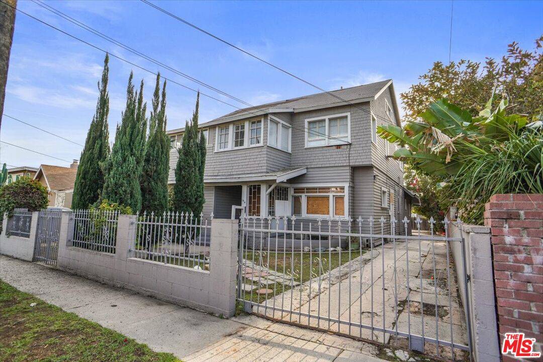 Los Angeles, CA 90042,140 S Avenue 58