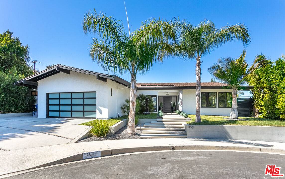Studio City, CA 91604,3001 Dona Nenita Pl