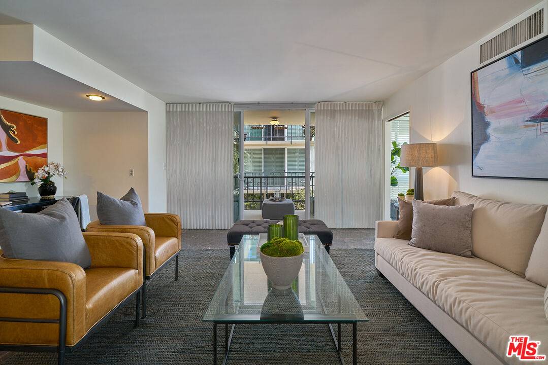 Beverly Hills, CA 90212,9950 Durant Dr #404