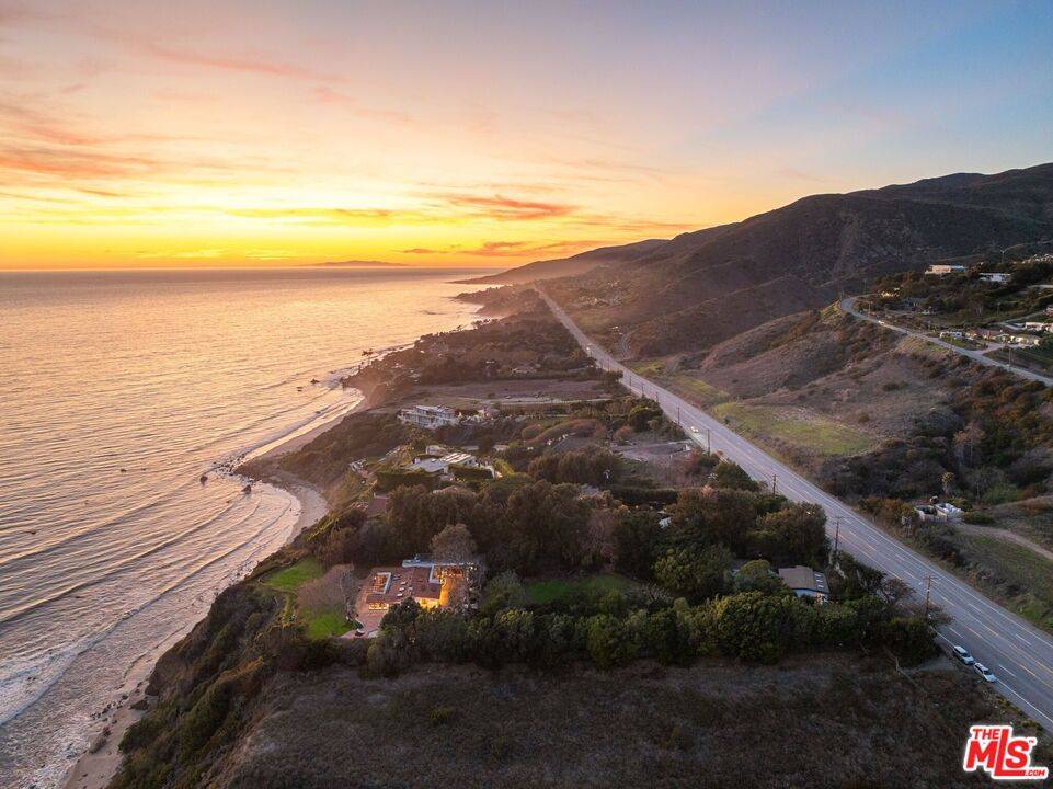 Malibu, CA 90265,32752 Pacific Coast Hwy