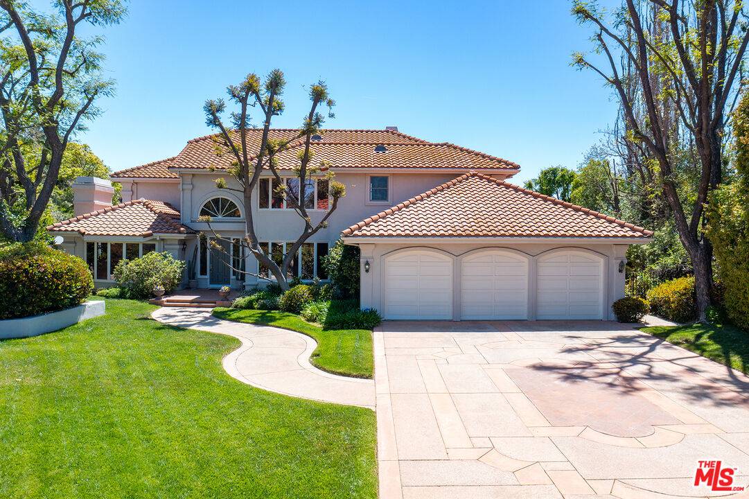 Calabasas, CA 91302,3011 Mountain Park Dr