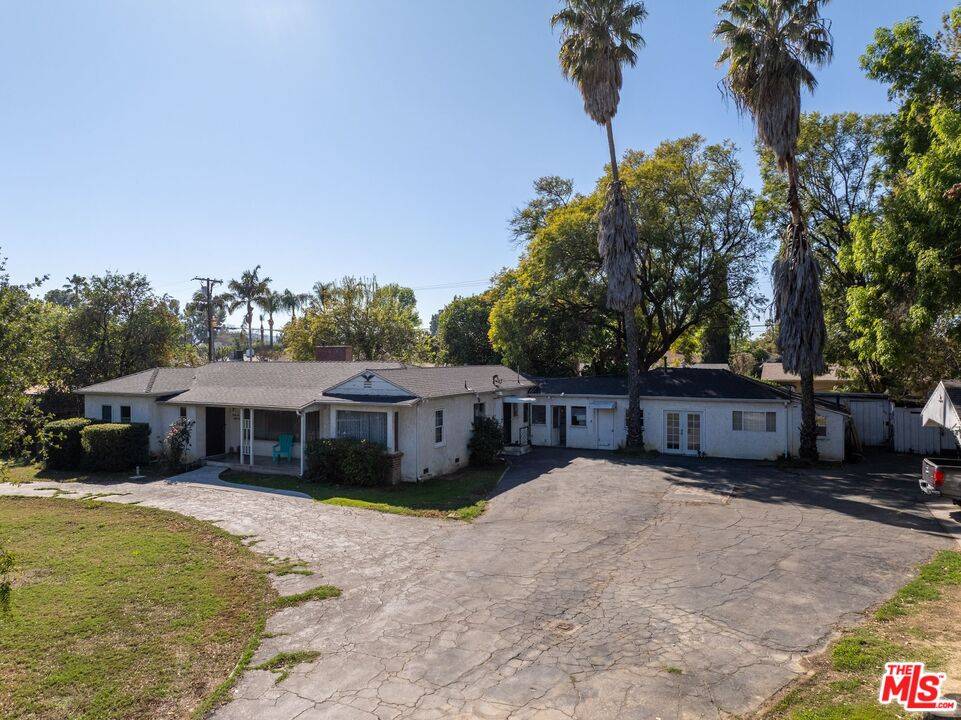 Reseda, CA 91335,6655 Lindley Ave
