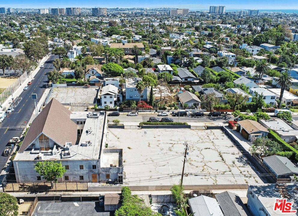 Venice, CA 90291,685 Westminster Ave