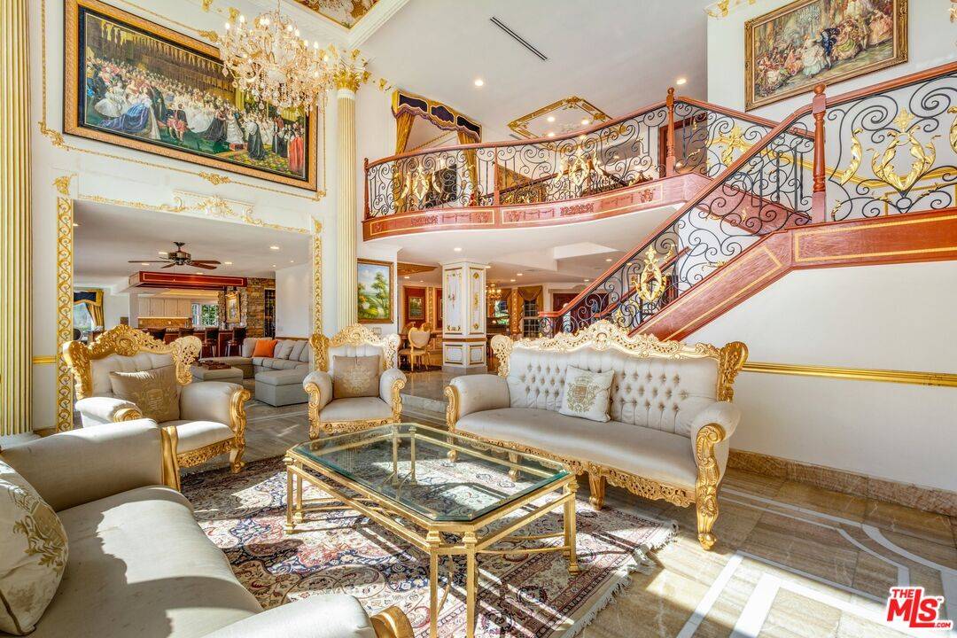 Topanga, CA 90290,21128 Bellini Dr