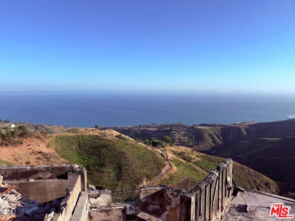 Malibu, CA 90265,2401 Rambla Pacifico St