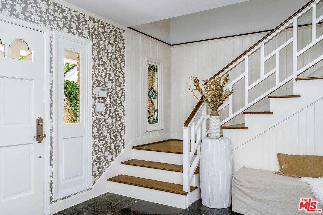 Toluca Lake, CA 91602,10155 Valley Spring Ln