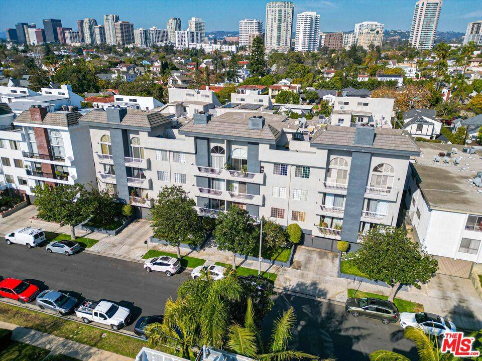 Los Angeles, CA 90024,10465 Eastborne Ave ##PH305